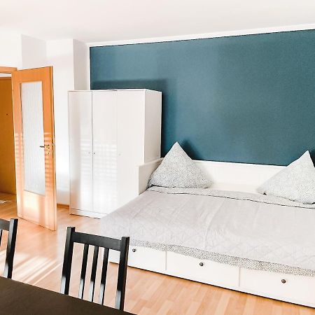 Schoene Wohnung, Eigene Terrasse, Privater Parkplatz, Wi-Fi, Waschmaschine, 3P Хемниц Экстерьер фото