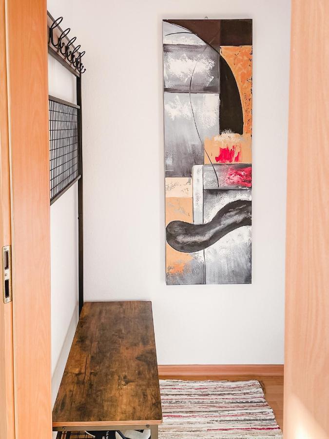 Schoene Wohnung, Eigene Terrasse, Privater Parkplatz, Wi-Fi, Waschmaschine, 3P Хемниц Экстерьер фото